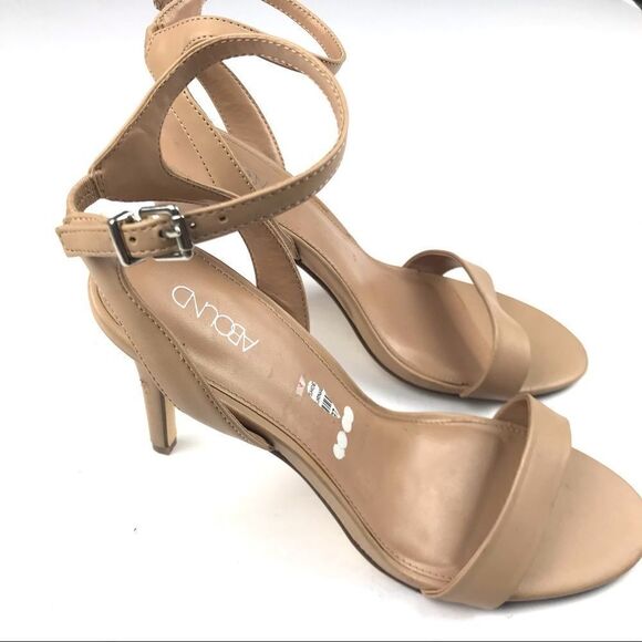 Abound Nude Strappy Sandals Size 11 - Picture 4 of 8